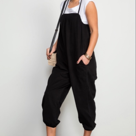 ❤️ LAST NEW Black Loose Fit Tank Harem Jumpsuit - Picture 4 of 8